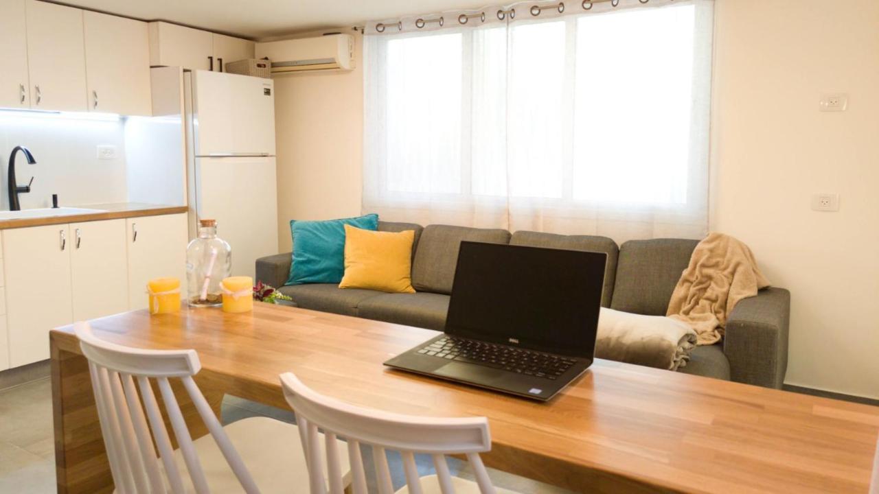 Primrose Boutique Apartment Ashdod Exterior foto
